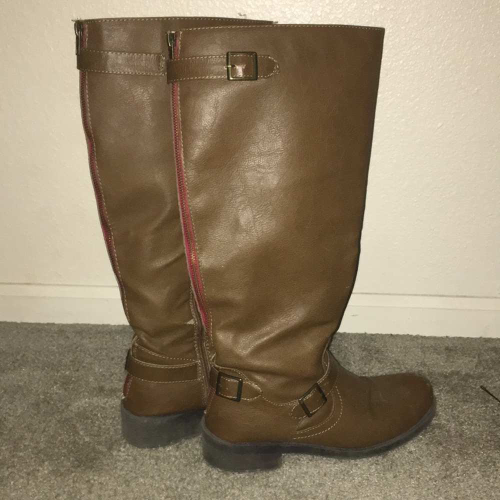 Wide calf riding boots